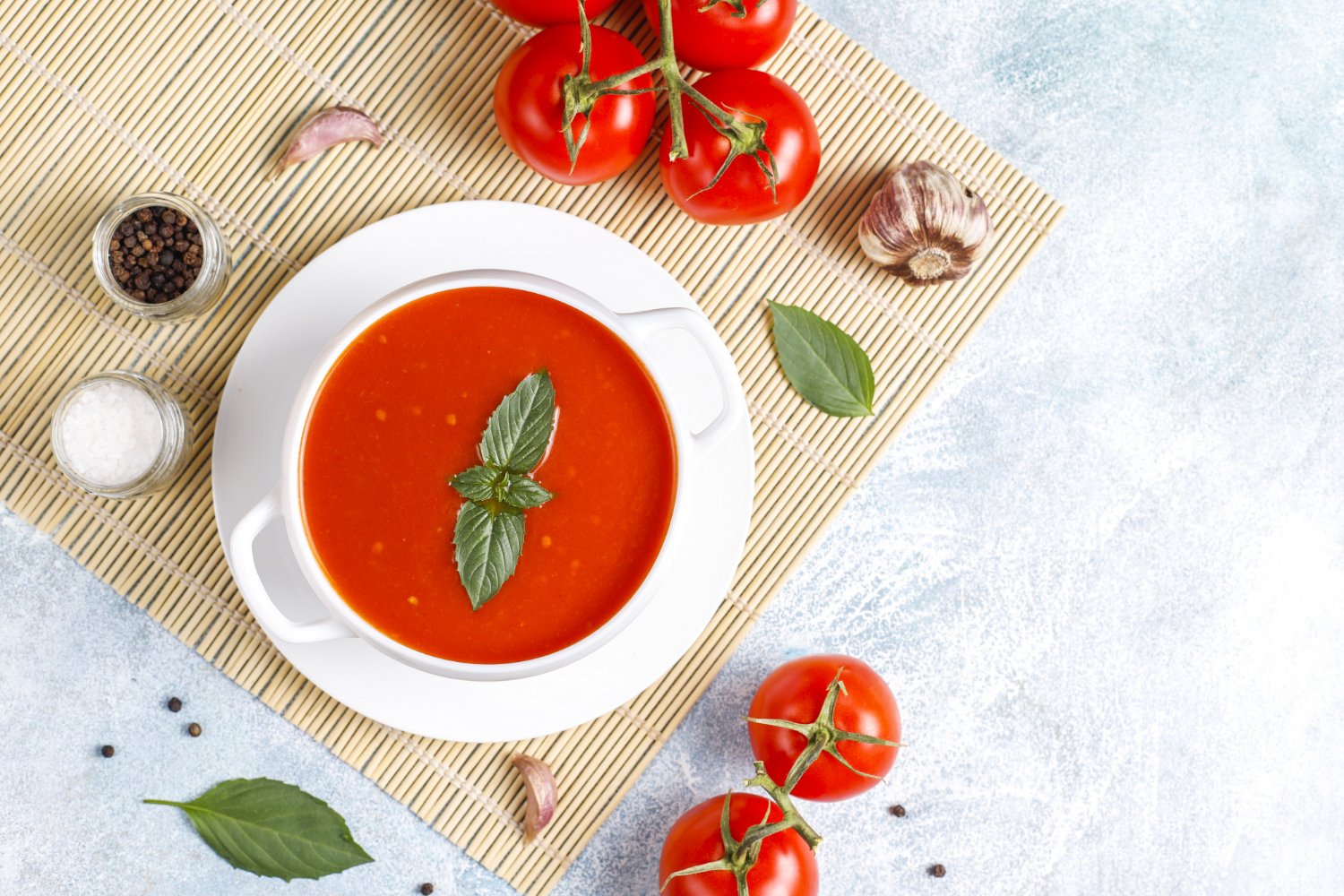 sopa de tomate