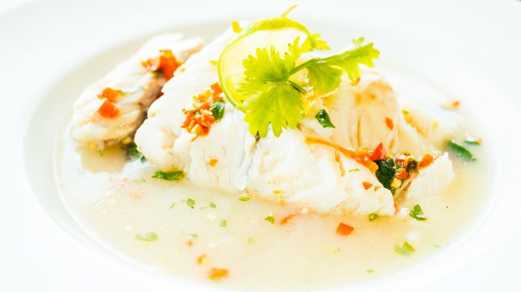 Bacalao en Salsa Verde Baja en Calorías